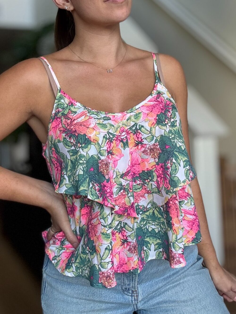 ASTR the Label Pink & Green Tropical Floral Tiered Ruffle Cami Top, Size M, NWOT